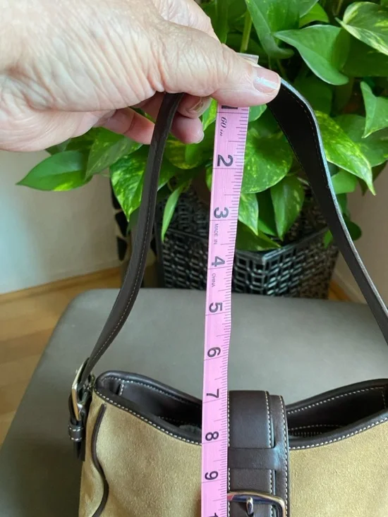 Vintage Coach Hampton Hobo Bag, Camel Suede, Brown Leather Trim, Style 7589 - Picture 13 of 16